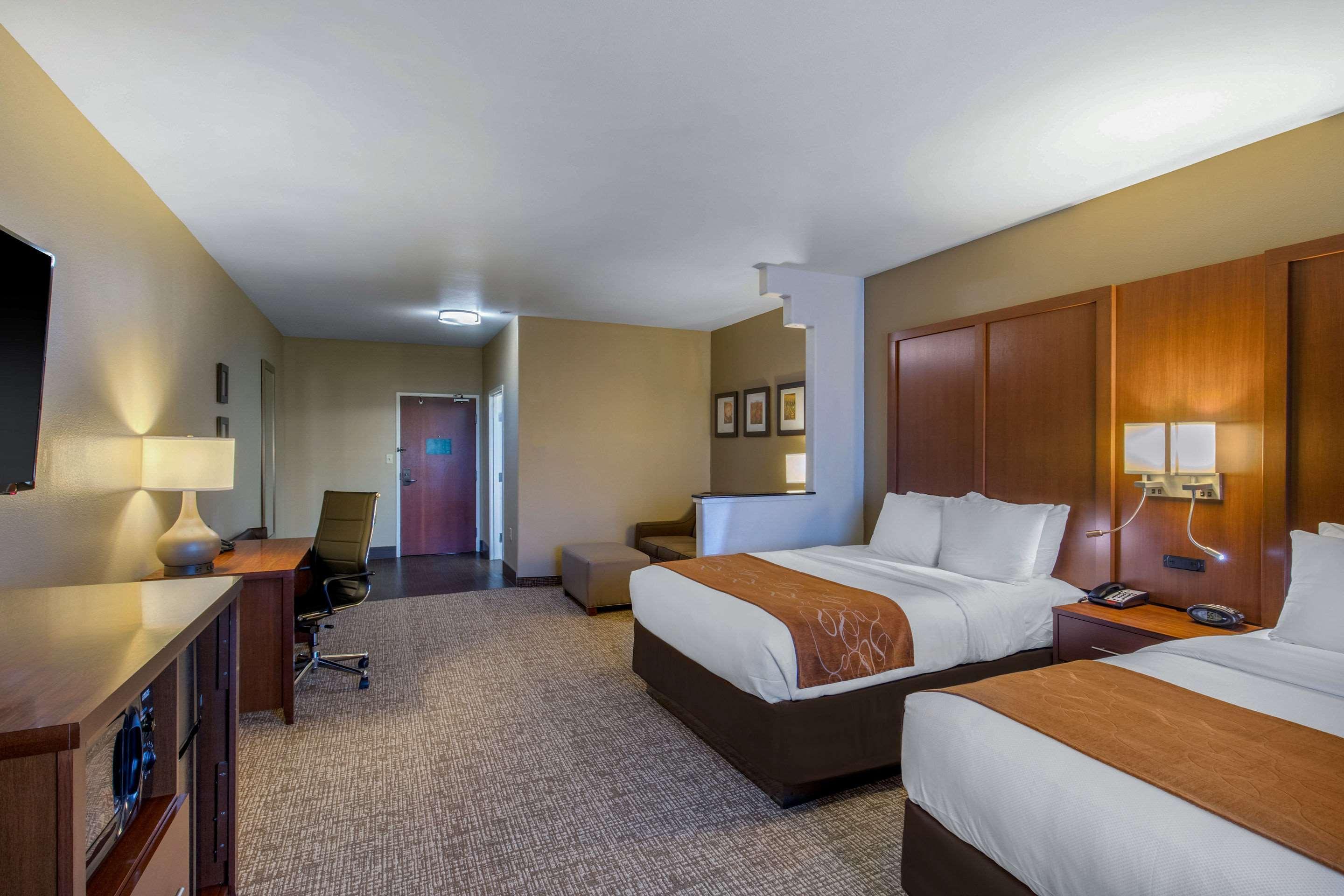 Comfort Suites Marshall Ngoại thất bức ảnh